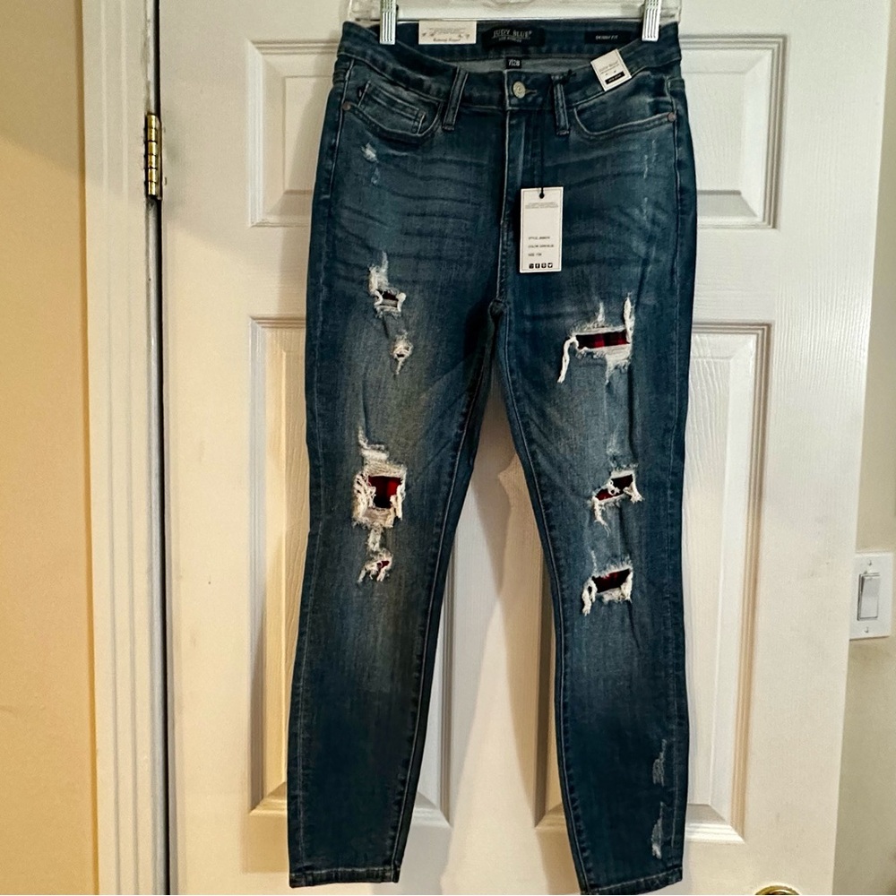 Judy Blue Dark Wash Distressed Skinny Jeans